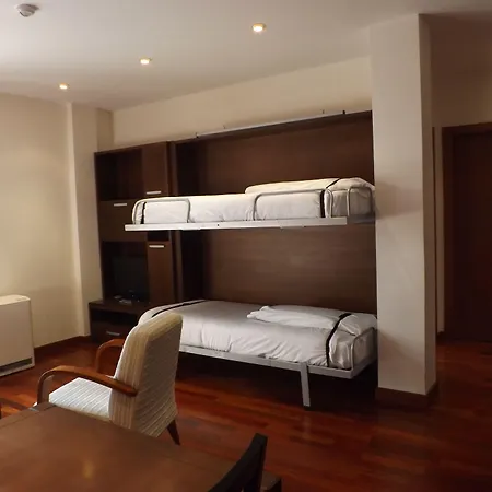 Roca Nevada Aparthotel 3*