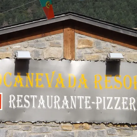 Roca Nevada Aparthotel Villanúa