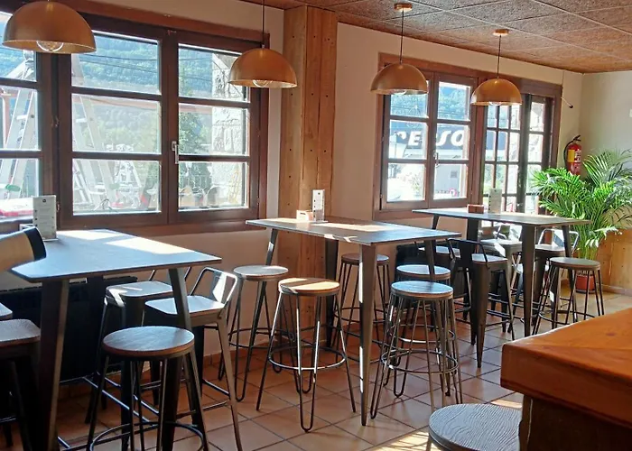 Apartahotel Roca Nevada