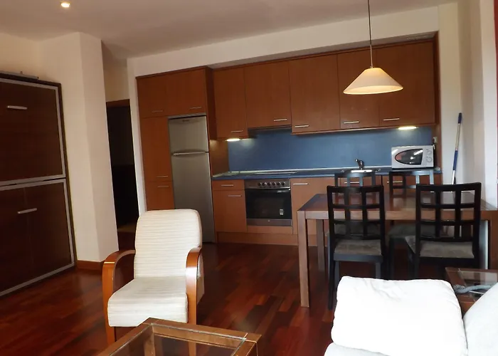 Roca Nevada Apartahotel 3*