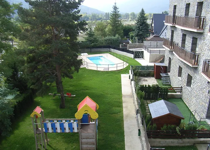 Aparthotel Roca Nevada Villanúa