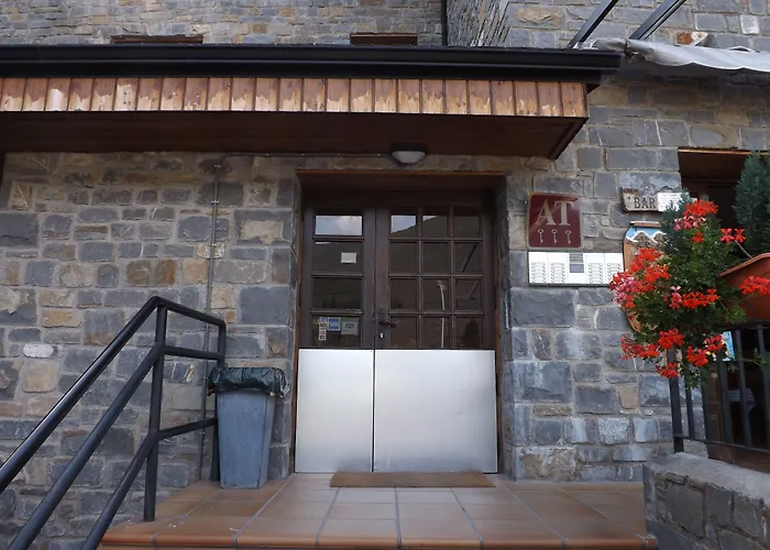 Roca Nevada Villanúa